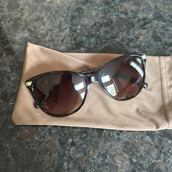 Burberry Women’s Sunglasses - Picture 3 of 3
